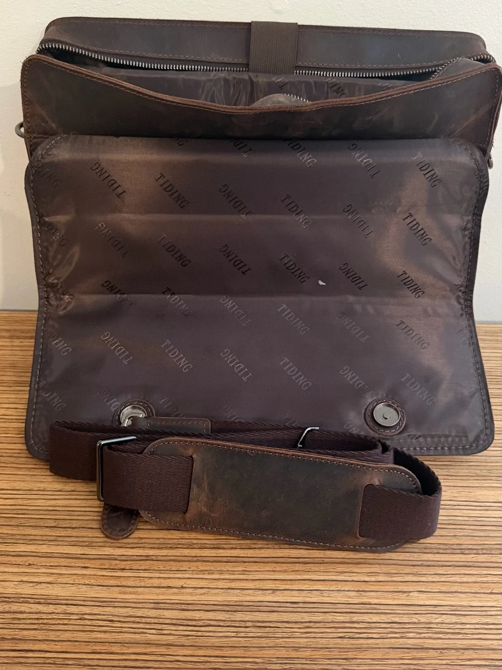 Men's Brown Leather Briefcase Messenger Bag